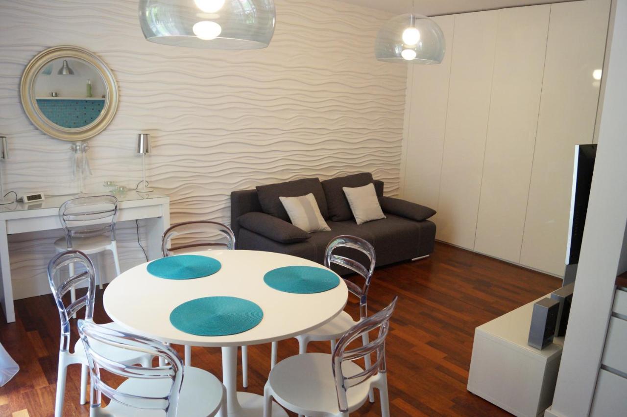 Apartament Przy Parku Kórnik Apartment Bagian luar foto